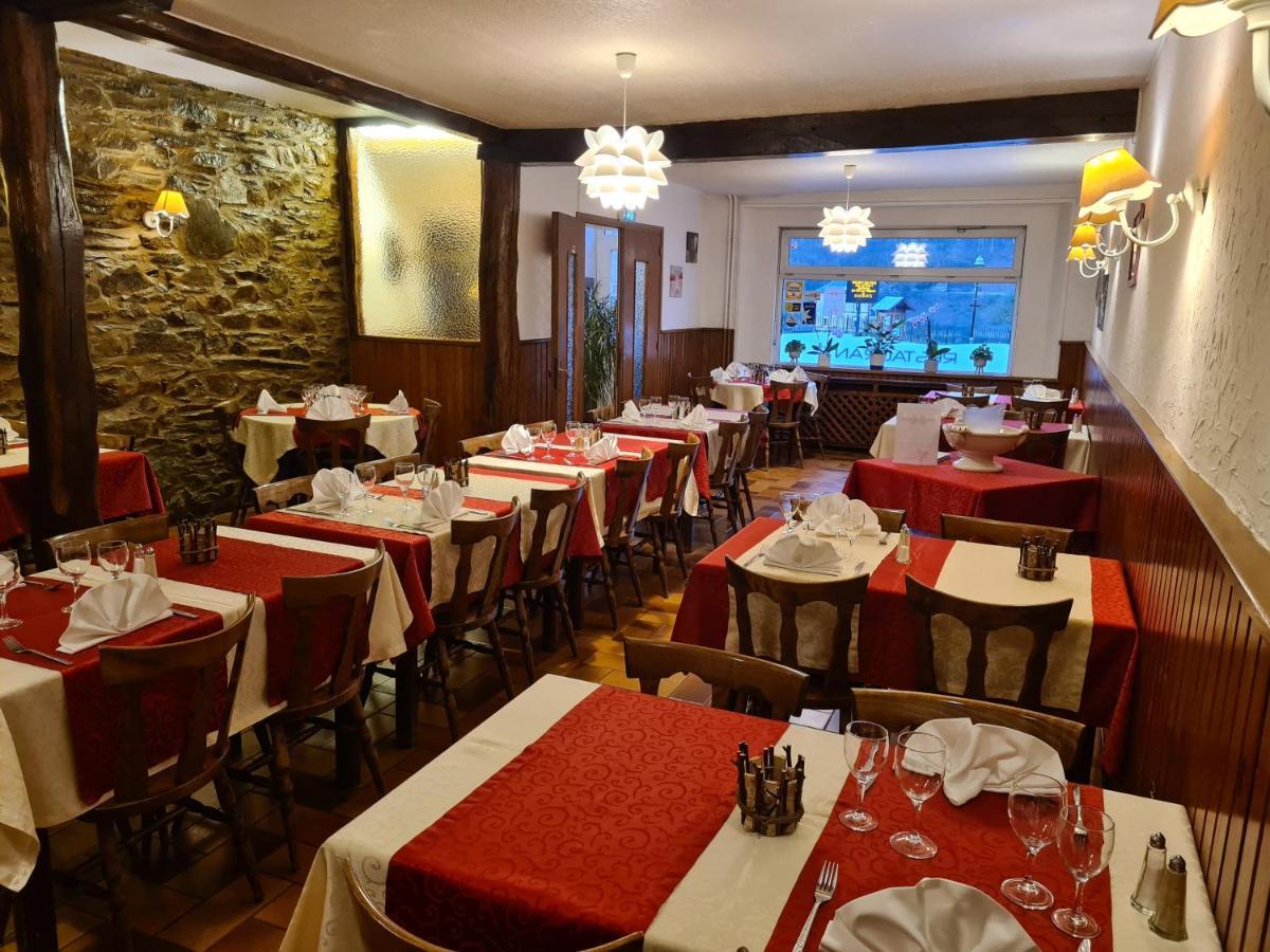 Logis Le Franco Belge Hotel Monthermé Kültér fotó