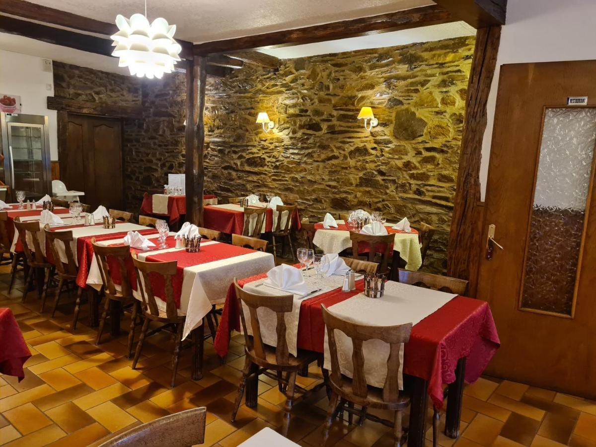 Logis Le Franco Belge Hotel Monthermé Kültér fotó