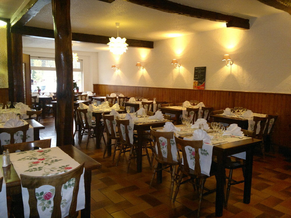 Logis Le Franco Belge Hotel Monthermé Kültér fotó